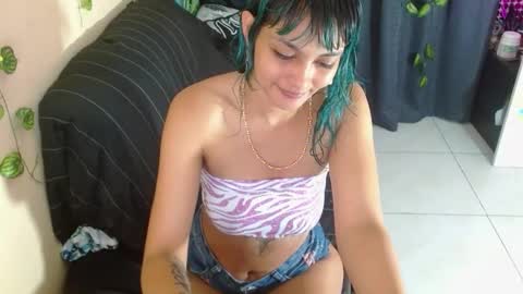 Snapshot of liliandoll chatting on April 9, 7:41 pm yesica online show from April 9, 7:41 pm