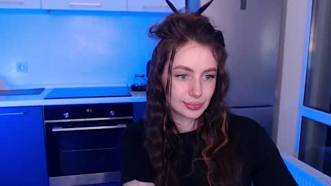 Lilu online show from February 12, 11:00 pm