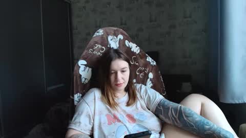 liliawoolf online show from February 27, 11:21 am