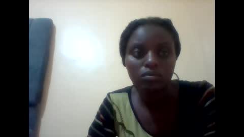liligal online show from May 19, 7:20 pm