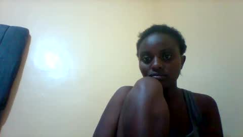 liligal online show from May 29, 7:23 pm