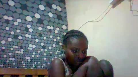 liligal online show from June 30, 7:48 pm