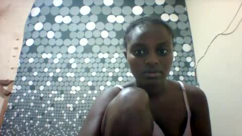 liligal online show from July 4, 5:13 am