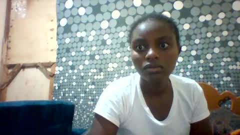 liligal online show from July 8, 3:11 am