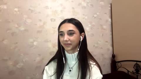 Snapshot of lilihalvorsen chatting on October 10, 10:20 pm Lina online show from October 10, 10:20 pm