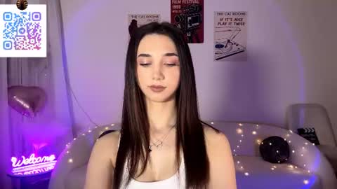 Snapshot of lilihalvorsen chatting on June 18, 10:58 pm Lina online show from June 18, 10:58 pm