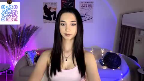 Snapshot of lilihalvorsen chatting on July 10, 10:23 pm Lina online show from July 10, 10:23 pm