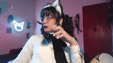 Snapshot of lililiu chatting on January 11, 2:41 am Molly online show from January 11, 2:41 am