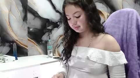 Snapshot of lilimini032 chatting on May 6, 8:36 pm lilimini online show from May 6, 8:36 pm