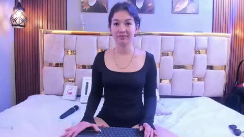 Snapshot of lilimini032 chatting on June 1, 8:43 pm lilimini online show from June 1, 8:43 pm