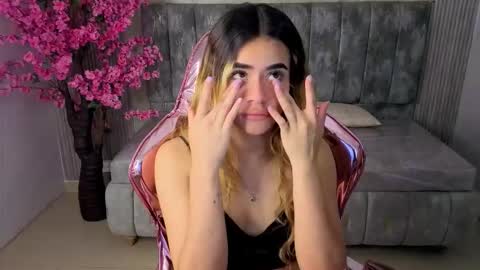 Lilith  online show from October 23, 10:47 am