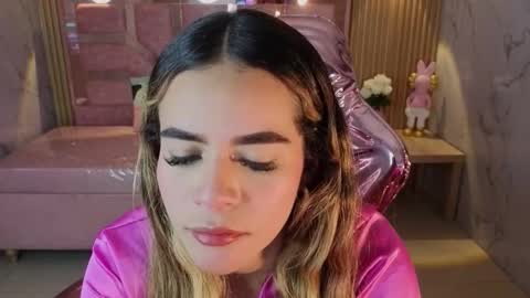 Lilith  online show from February 25, 8:07 pm