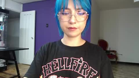 Lilith  online show from April 12, 3:00 am