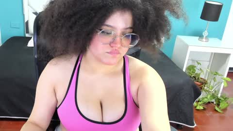 Snapshot of lilith_mesa chatting on December 3, 4:47 am Lilith online show from December 3, 4:47 am