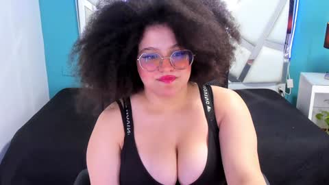 Snapshot of lilith_mesa chatting on December 14, 7:29 am Lilith online show from December 14, 7:29 am