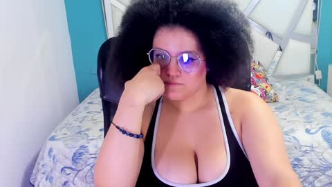Snapshot of lilith_mesa chatting on January 29, 8:08 am Lilith online show from January 29, 8:08 am