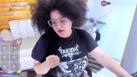 Snapshot of lilith_mesa chatting on October 15, 3:39 am Lilith online show from October 15, 3:39 am