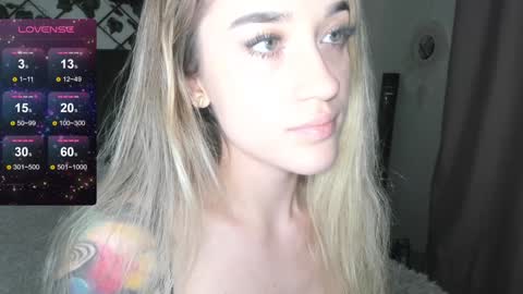 Snapshot of lilith_parker chatting on December 4, 2:53 am Lilith Parker online show from December 4, 2:53 am