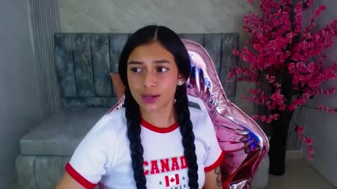 Snapshot of lilith_petit_sub chatting on January 16, 3:46 pm Lilith  online show from January 16, 3:46 pm