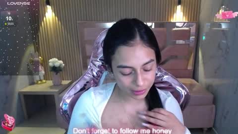 Snapshot of lilith_petit_sub chatting on February 11, 8:20 pm Lilith  online show from February 11, 8:20 pm