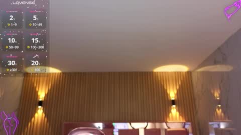 Snapshot of lilith_petit_sub chatting on September 19, 3:52 am Lilith  online show from September 19, 3:52 am