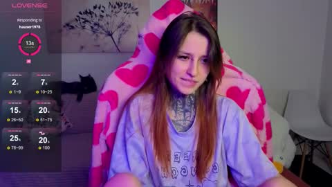 Snapshot of lilith_poison chatting on October 1, 6:14 pm lilith_poison online show from October 1, 6:14 pm