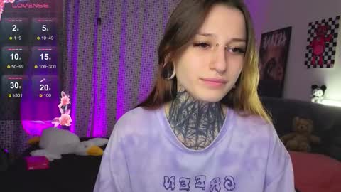 Snapshot of lilith_poison chatting on October 8, 6:16 pm lilith_poison online show from October 8, 6:16 pm