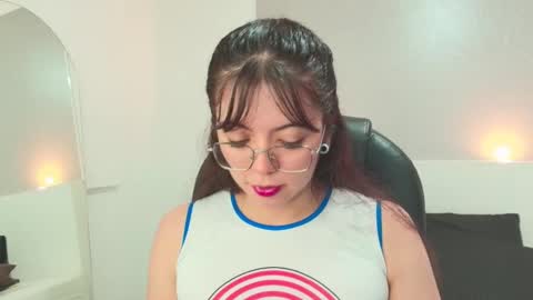 Lilith  online show from September 28, 1:27 pm