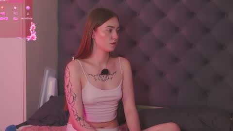 Snapshot of lilith_sable chatting on June 20, 3:20 am Lilith online show from June 20, 3:20 am