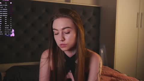Snapshot of lilith_sable chatting on July 19, 4:11 pm Lilith online show from July 19, 4:11 pm