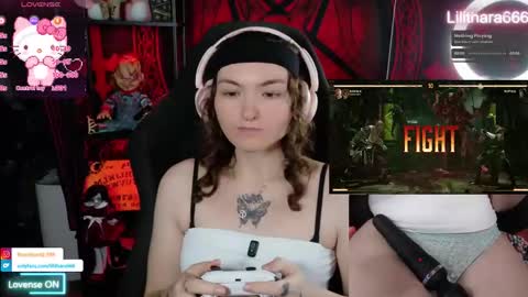 Brandi online show from December 18, 8:37 pm