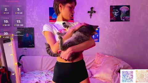 Snapshot of lilithbroke69 chatting on May 4, 12:23 pm Lilith online show from May 4, 12:23 pm