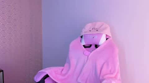 Lilith online show from February 4, 8:28 pm