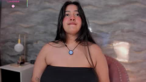 lilithcb_ online show from November 22, 9:36 pm