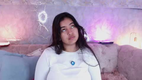 lilithcb_ online show from January 5, 8:34 pm