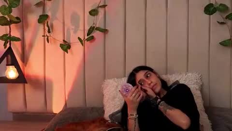 Snapshot of lilithcollins chatting on July 26, 7:10 pm LILIKTH online show from July 26, 7:10 pm