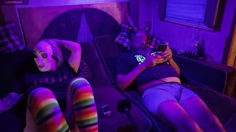 Snapshot of lilithjamiez chatting on October 15, 12:33 am LilithJamiez online show from October 15, 12:33 am