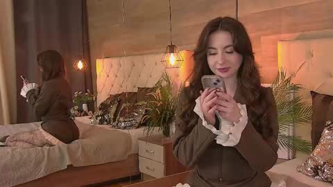 Snapshot of lilithlanne chatting on April 11, 12:42 pm Lilith online show from April 11, 12:42 pm