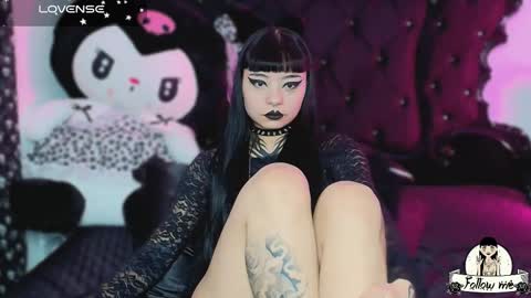   online show from November 11, 12:10 am