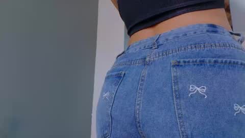 lilithsmith__ online show from January 10, 11:23 am