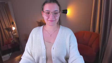 Snapshot of lilitpsychologist chatting on March 4, 12:55 pm lilitpsychologist online show from March 4, 12:55 pm