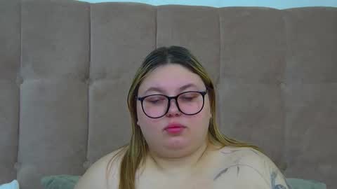 LillianHaig online show from February 25, 6:28 pm