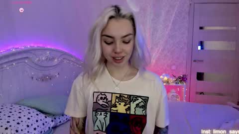 Snapshot of lillimooore chatting on September 13, 11:48 pm LilliMoore online show from September 13, 11:48 pm