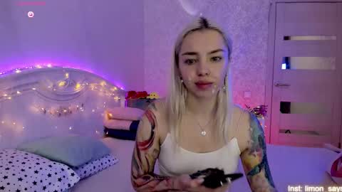 Snapshot of lillimooore chatting on September 14, 11:48 pm LilliMoore online show from September 14, 11:48 pm