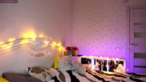 LilliMoore online show from February 12, 10:38 pm