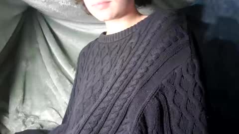 Snapshot of lilly49547 chatting on December 12, 9:26 pm Lilly online show from December 12, 9:26 pm