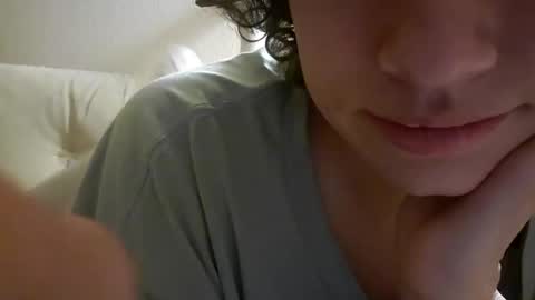 Snapshot of lilly49547 chatting on December 23, 4:33 am Lilly online show from December 23, 4:33 am