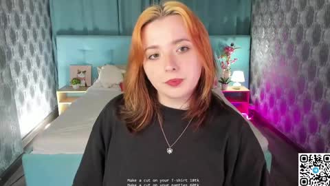 Snapshot of lilly_cass chatting on May 22, 9:37 am Lilly online show from May 22, 9:37 am