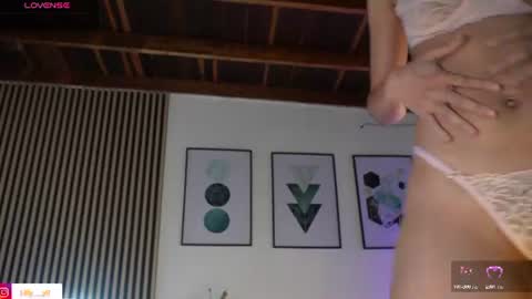 Snapshot of lilly_dollss chatting on July 5, 1:18 pm Sofia online show from July 5, 1:18 pm