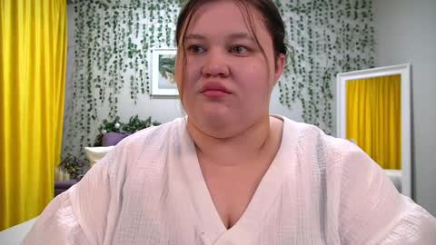 Snapshot of lilolewins chatting on December 24, 4:30 pm LiloLewins online show from December 24, 4:30 pm